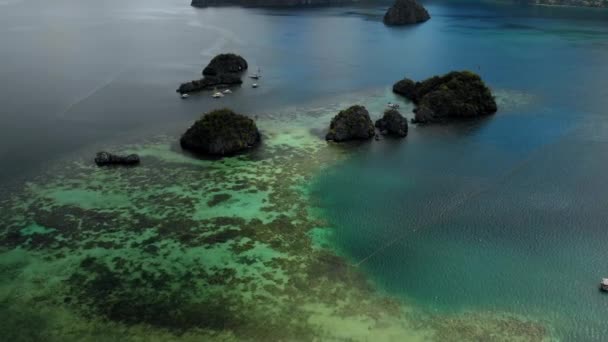 Вид Воздуха Красивые Острова Сьете Пекадос Недалеко Залива Корон Палаван — стоковое видео