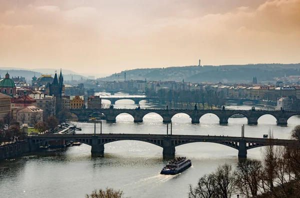 Puente de Praga por la tarde — Foto de Stock