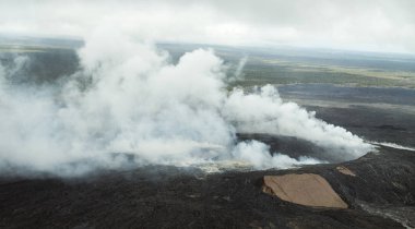 Sigara Pu'u O'o krater Hawaii