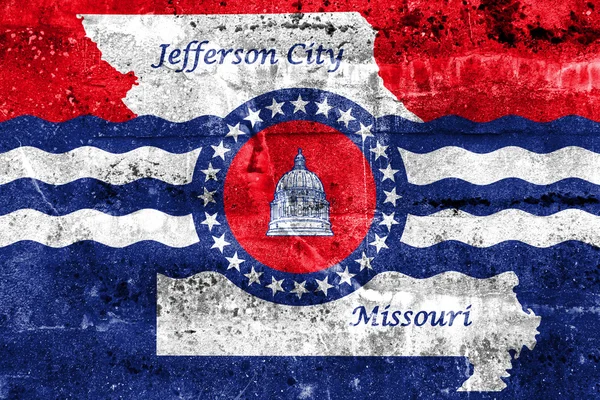 Flag of Jefferson City, Missouri, USA, painted on dirty wall — Stock Photo, Image