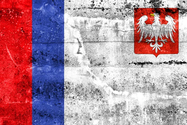 Flaga Piotrków Trybunalski, Polska, malowane na brudne ściany — Zdjęcie stockowe
