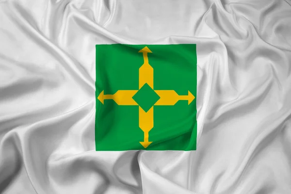 Flagge von distrito Federal, Brasilien schwenkend — Stockfoto