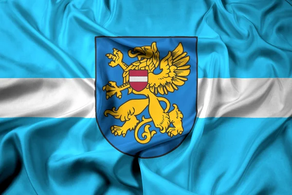 Agitant le drapeau de Rezekne, Lettonie — Photo