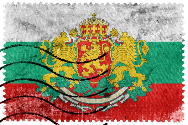 用旧邮票徽章的保加利亚国旗 — 图库照片