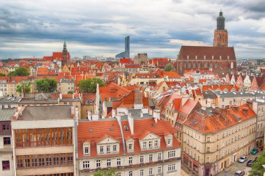 Wroclaw, Polonya - 29 Haziran 2017: Wroclaw Old Town. Wroclaw Üniversitesi matematik kuleden görüntüleyin. Aşağı Silezya, Polonya, Avrupa'nın tarihsel başkenti.