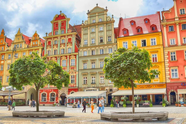 Wroclaw, Polonya - 13 Temmuz 2017: Wroclaw Old Town. Bir Avrupa'nın en renkli Pazar kareler ile şehir. Aşağı Silezya, Polonya, Avrupa'nın tarihsel başkenti.