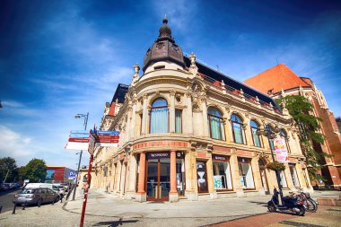 Wroclaw, Polonya - 18 Ağustos 2017: Hotel Monopol yüksek standart ve benzersiz bir tasarıma sahip. Efsanevi Wroclaw otel 1892, neo-Barok tarzında inşa edilmiştir.