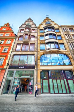 Wroclaw, Polonya - 23 Ağustos 2017: Wroclaw Old Town. Bir Avrupa'nın en renkli Pazar kareler ile şehir. Aşağı Silezya, Polonya, Avrupa'nın tarihsel başkenti.