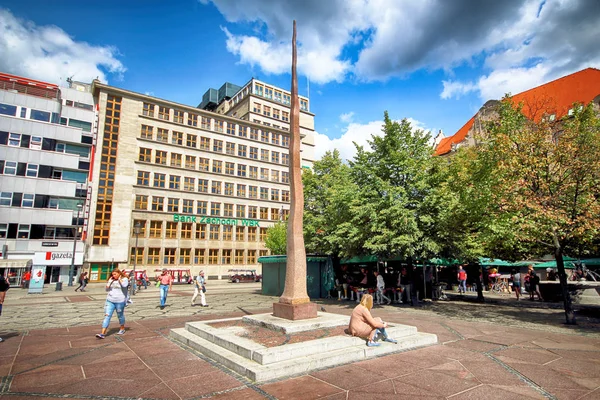 WROCLAW, POLAND - AUGUST 23, 2017: Wroclaw Old Town. Salt Square. City with one of the most colorful market squares in Europe. Historical capital of Lower Silesia, Poland, Europe. — Stock Photo, Image