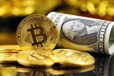 Bitcoin (sanal para) ve bir dolarlık banknot fiziksel sürümü. Bir dolar için Exchange bitcoin. Dünya çapında cryptocurrency ve dijital ödeme sistemi için kavramsal görüntü.