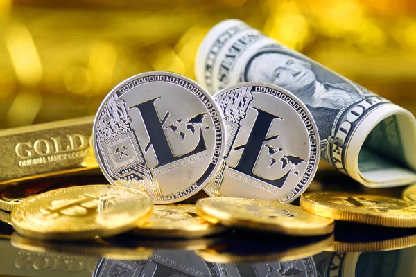 Litecoin (sanal para) ve bir dolarlık banknot fiziksel sürümü. Bir dolar için Exchange Litecoin. Dünya çapında cryptocurrency ve dijital ödeme sistemi için kavramsal görüntü.