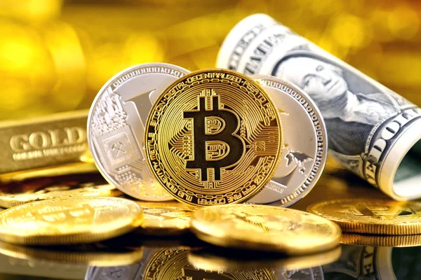 Bitcoin ve Litecoin (sanal para) ve bir dolarlık banknot fiziksel sürümü. Bir dolar için Exchange bitcoin. Dünya çapında cryptocurrency ve dijital ödeme sistemi için kavramsal görüntü.