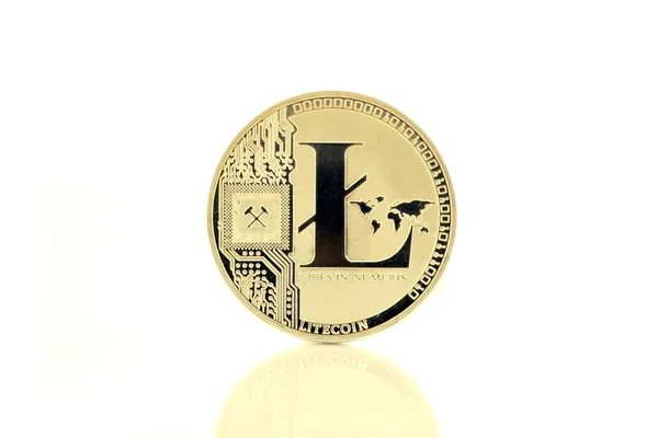 Versão física do Litecoin, novo dinheiro virtual. Imagem conceitual para criptomoeda mundial e sistema de pagamento digital chamado a primeira moeda digital descentralizada. — Fotografia de Stock