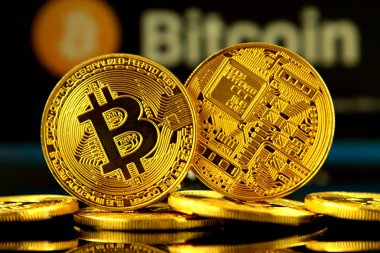 Wroclaw, Polonya - 14 Ekim 2017: Bitcoin, yeni sanal para yüksek ilgi.