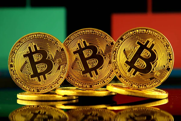 Fysieke versie van Bitcoin, nieuwe virtueel geld. — Stockfoto