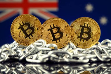 Bitcoin (sanal para), zincir ve Avustralya bayrağı fiziksel sürümü. Avustralya Blockchain teknoloji ve cryptocurrency yatırımcılar kavramsal görüntü.