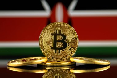 Bitcoin (sanal para) ve Kenya bayrak fiziksel sürümü. Cryptocurrency yatırımcılar ve Blockchain teknoloji Kenya için kavramsal görüntü.