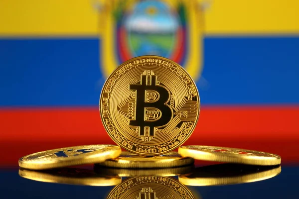 Physical version of Bitcoin (new virtual money) and Ecuador Flag. Conceptual image for investors in cryptocurrency and Blockchain Technology in Ecuador. — Stock Photo, Image