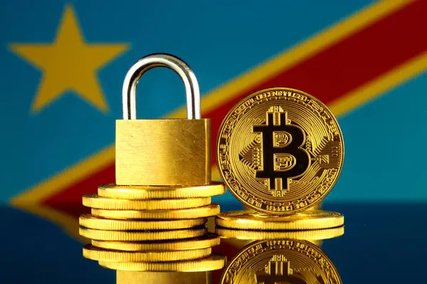 Bitcoin, altın asma kilit ve Demokratik Cumhuriyeti Kongo bayrak fiziksel sürümü. Cryptocurrencies, yönetmelikler, kısıtlamaları veya güvenlik, koruma, gizlilik yasaklanması.