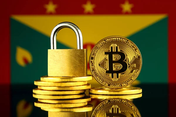 Bitcoin, altın asma kilit ve Grenada bayrağı fiziksel sürümü. Cryptocurrencies, yönetmelikler, kısıtlamaları veya güvenlik, koruma, gizlilik yasaklanması.