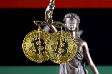 Hukuk ve adalet, fiziksel yorum-in Bitcoin ve Libya bayrağı sembolü. Cryptocurrencies, yönetmelikler, kısıtlamaları veya güvenlik, koruma, gizlilik yasaklanması.