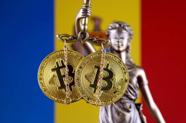 Hukuk ve adalet, fiziksel yorum-in Bitcoin ve Moldova bayrağı sembolü. Cryptocurrencies, yönetmelikler, kısıtlamaları veya güvenlik, koruma, gizlilik yasaklanması.