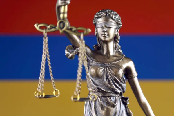 Symbol För Lag Och Rättvisa Med Armenien Flagga Närbild — Stockfoto