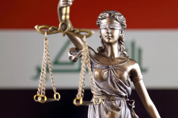 Symbool Van Recht Rechtvaardigheid Met Irak Vlag Close — Stockfoto