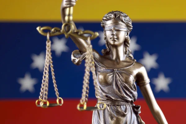 Symbol Für Recht Und Gerechtigkeit Mit Venezuela Flagge Nahaufnahme — Stockfoto