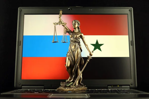 Symbol Práva Spravedlnosti Ruskem Vlajka Sýrie Notebooku Studio Záběr — Stock fotografie