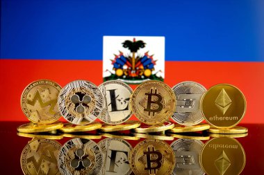 Cryptocurrencies (Monero, dalgalanma, Litecoin, Bitcoin, çizgi, Ethereum) ve Haiti bayrak fiziksel sürümü.