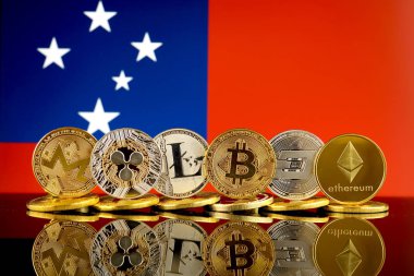 Fiziksel sürümü Cryptocurrencies (Monero, dalgalanma, Litecoin, Bitcoin, çizgi, Ethereum) ve Bağımsız Samoa Devleti bayrağı.