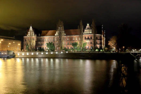 Vratislav Polsko Prosince 2019 Řeka Odra Národní Muzeum Vratislavi Polsko — Stock fotografie