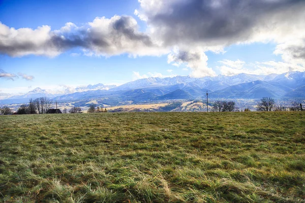 Zakopane Polska Listopada 2019 Tatrzański Park Narodowy Jesienią Krajobraz Słońcem — Zdjęcie stockowe