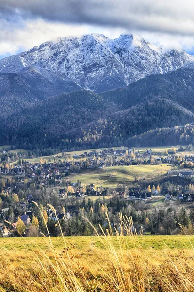 Zakopane Polska Listopada 2019 Tatrzański Park Narodowy Jesienią Krajobraz Słońcem — Zdjęcie stockowe