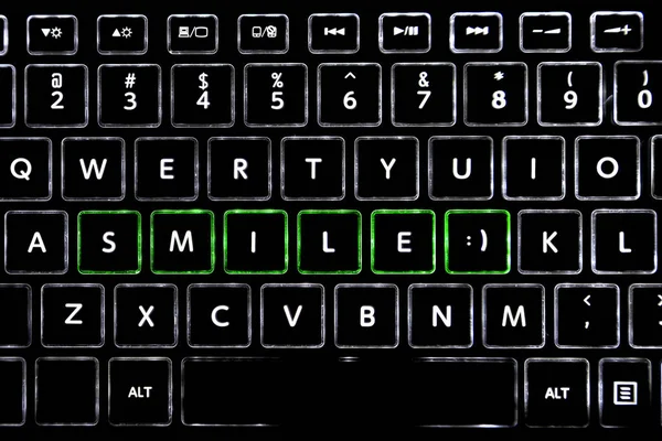 Palavra Smile Escrito Com Botões Teclado Retroiluminado Led — Fotografia de Stock