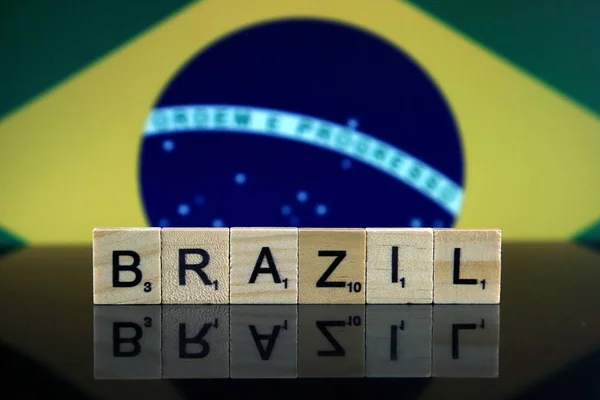 Brazílie Vlajka Název Země Malých Dřevěných Písmen Studio Shot — Stock fotografie