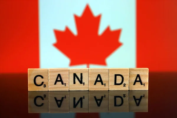 Canada Bandiera Nome Del Paese Fatta Piccole Lettere Legno Studio — Foto Stock