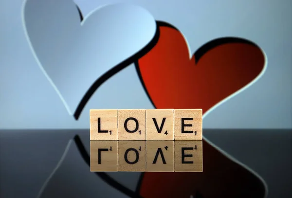 Wroclaw Polen Februar 2020 Das Wort Liebe Aus Scrabble Buchstaben — Stockfoto