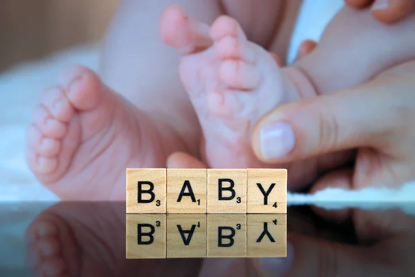 Wroclaw Polónia Fevereiro 2020 Palavra Baby Feita Letras Scrabble Recém — Fotografia de Stock