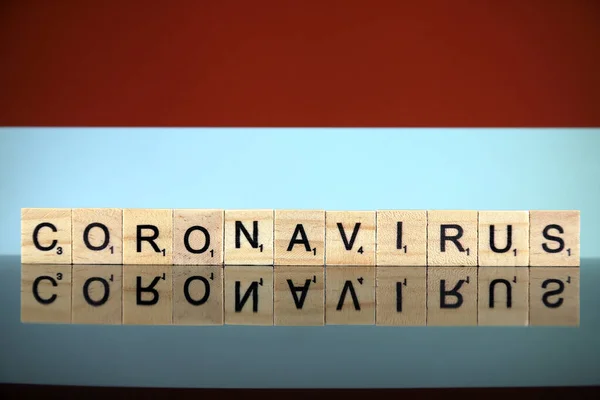 Wroclaw Polen März 2020 Wort Coronavirus Aus Holzbuchstaben Und Indonesienfahne — Stockfoto