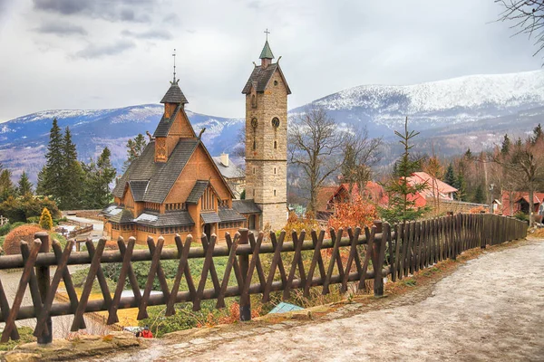 Karpacz Poland March 2020 Old Wooden Temple Vang Wang 挪威中世纪的钟楼教堂 — 图库照片