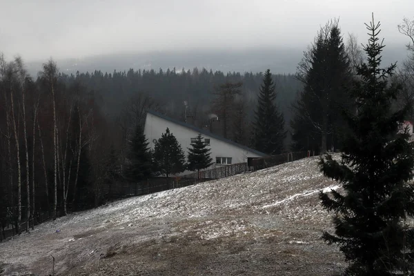 Karpacz Poland March 2020 Karpacz Foggy Day Является Курортным Городом — стоковое фото