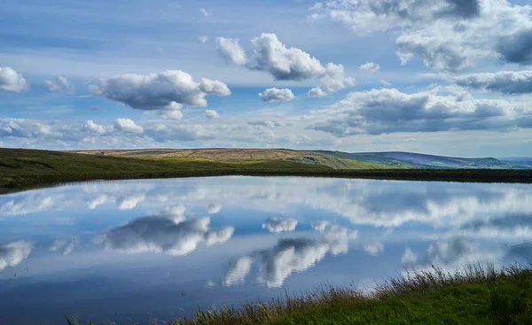 Brun Clough rezervuar Standedge, West Yorkshire