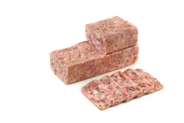 Rolo de carne sobre um fundo branco — Fotografia de Stock