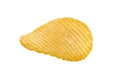 Beyaz arka plan yakın çekim izole tek patates çipi
