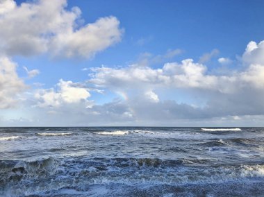 Florida gökkuşaklı okyanus manzarası