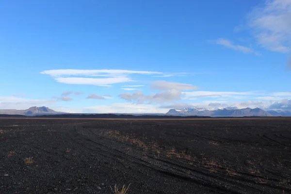 Skalnaté lávové pole na Islandu — Stock fotografie