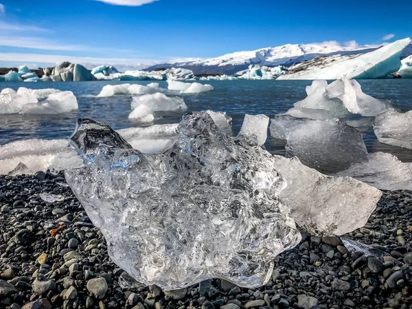 Güney İzlanda 'daki Jökulsárlón Buzul Gölü — Stok fotoğraf