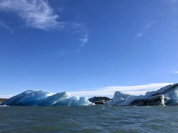 Laguna jokulsarlon ledovce na Islandu — Stock fotografie